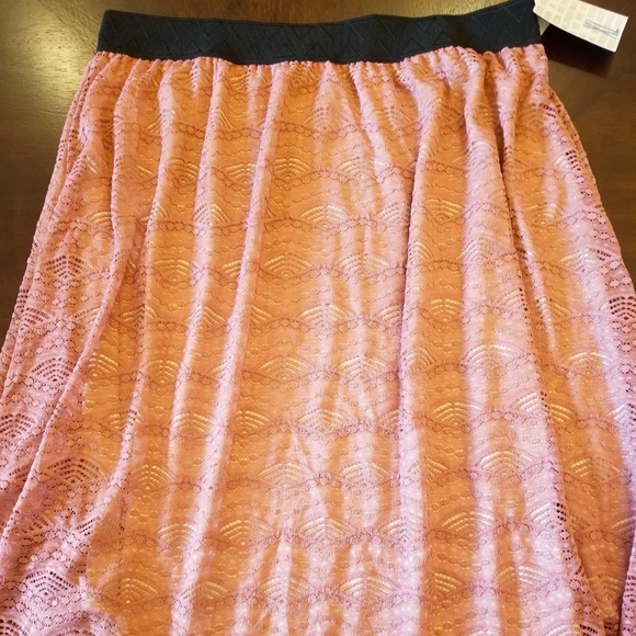LuLaRoe Dresses & Skirts - LuLaRoe Lola Skirt Mauve Lace Black Waistband NEW